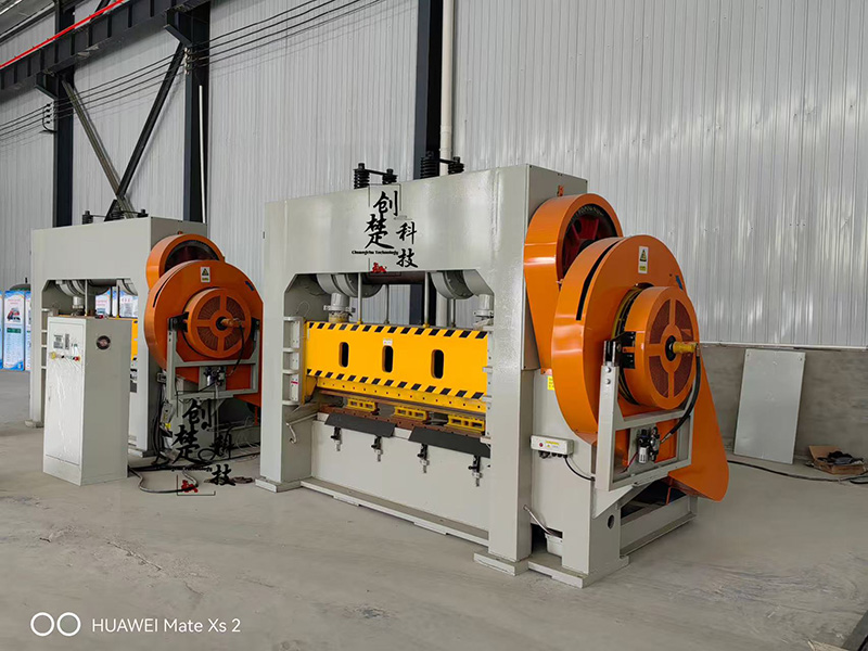 Steel mesh machine